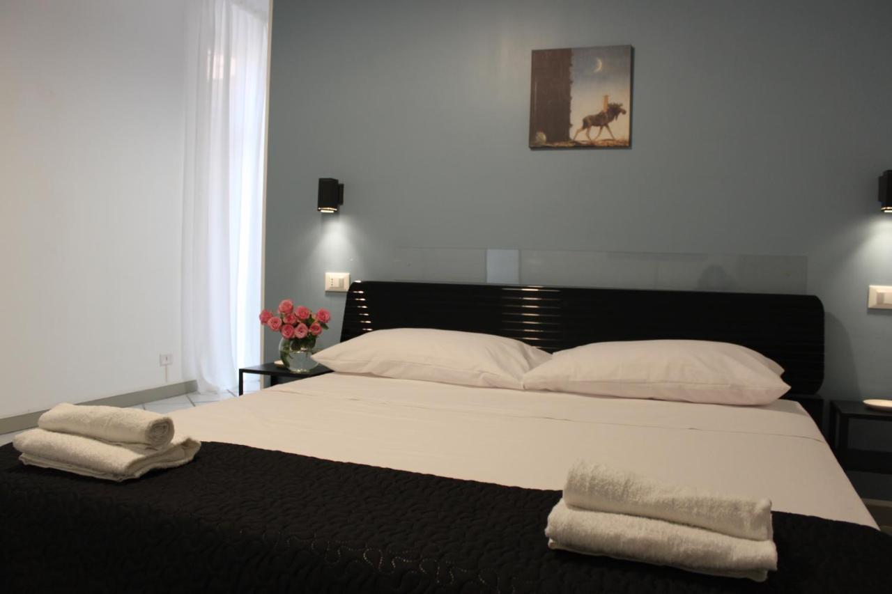Casa Luna - Accomodation In Santa Maria Maggiore Rome Buitenkant foto