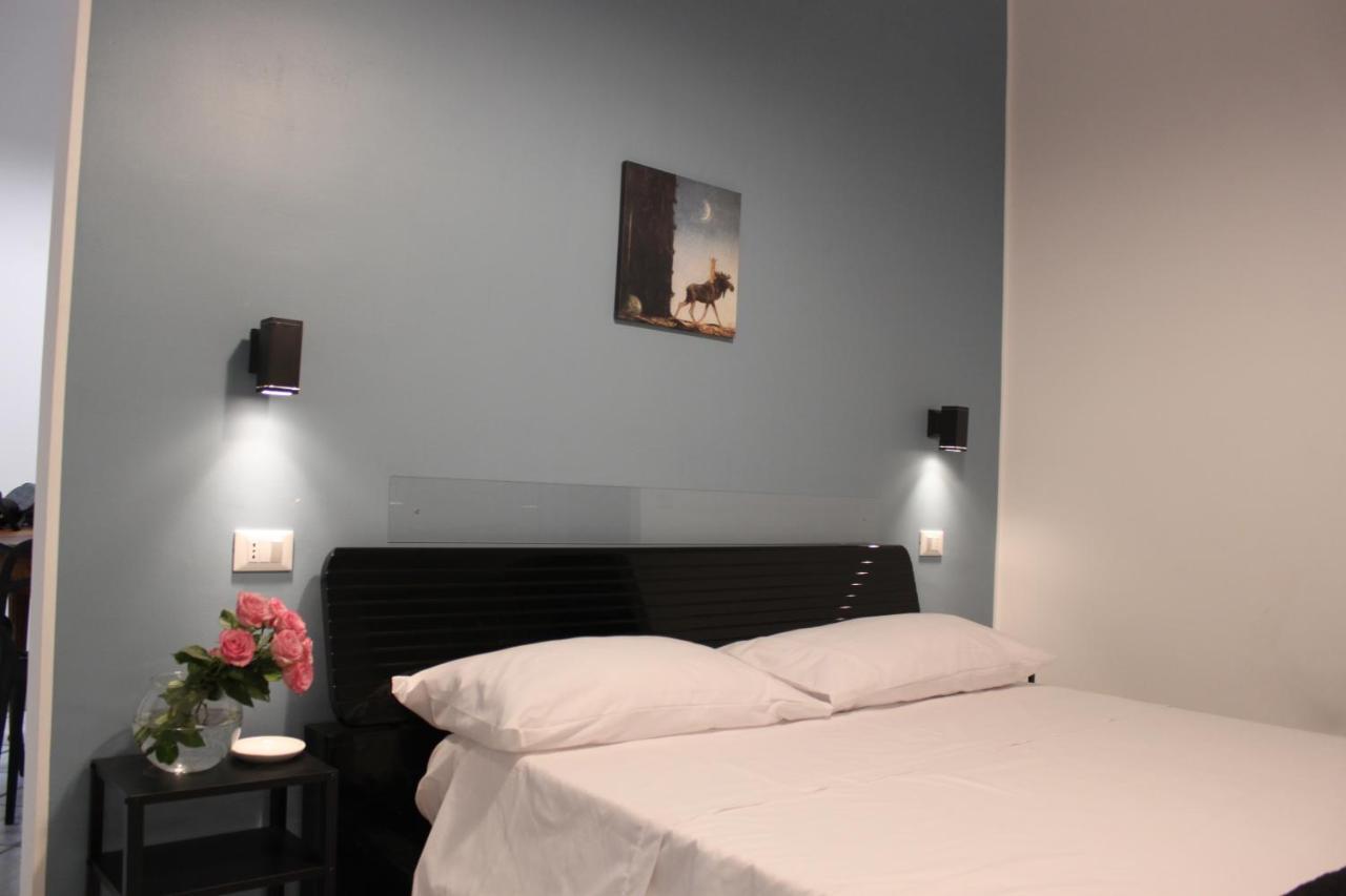 Casa Luna - Accomodation In Santa Maria Maggiore Rome Buitenkant foto
