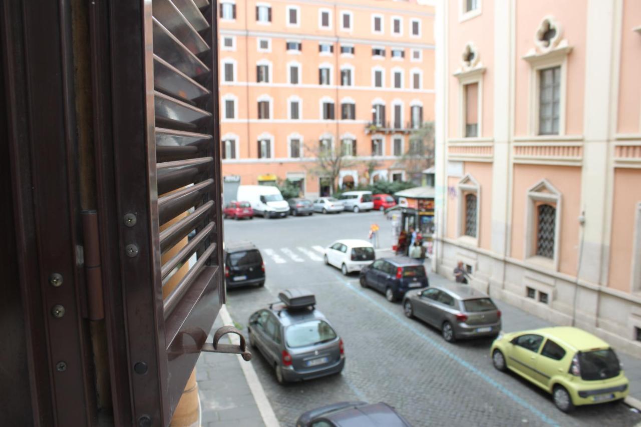 Casa Luna - Accomodation In Santa Maria Maggiore Rome Buitenkant foto